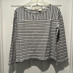 Andeawy striped women’s button back women’s shirt - size M